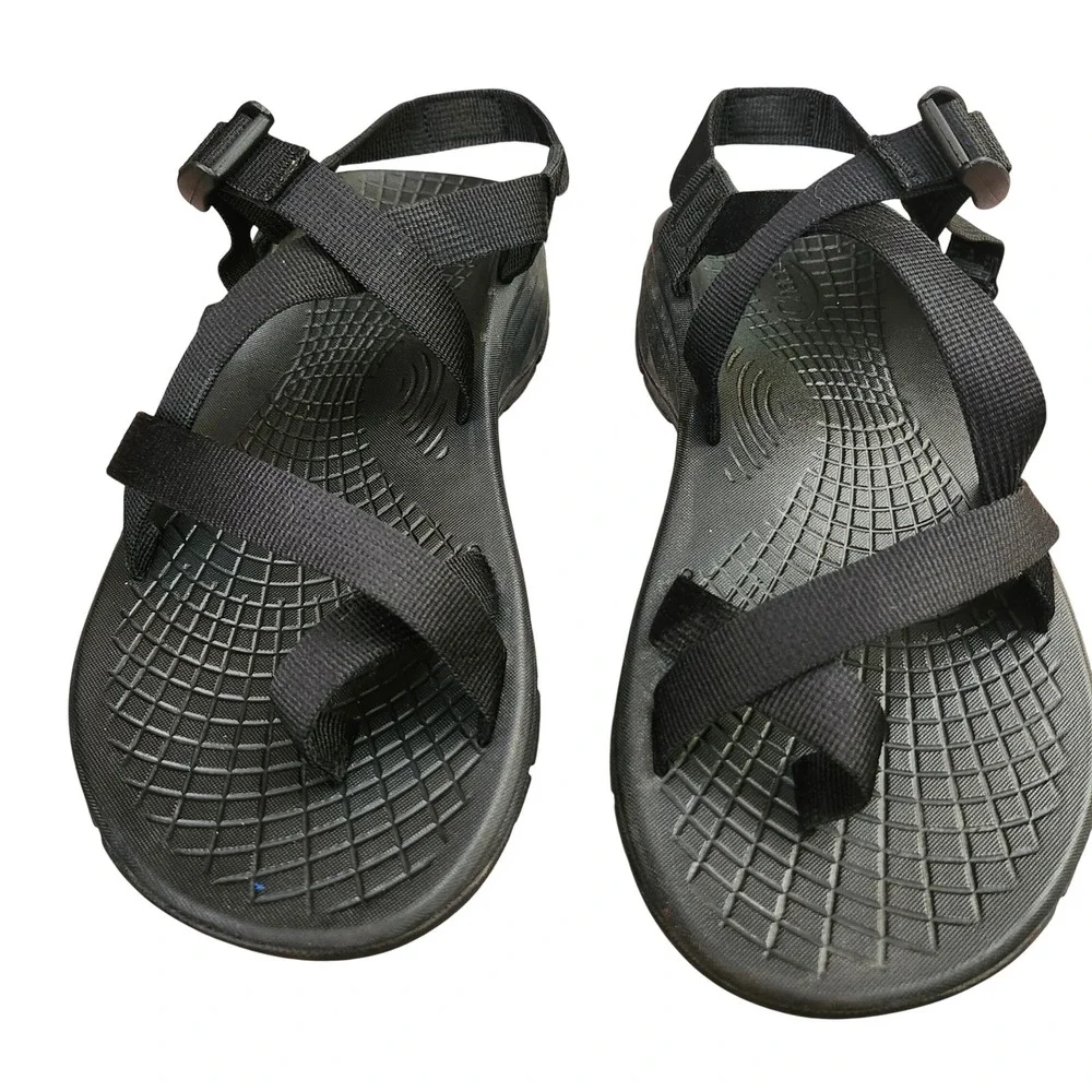 Chaco Z/Cloud 2 Mens Black Athletic Sandals Toe Loop Strappy Hiking Shoes Sz 10